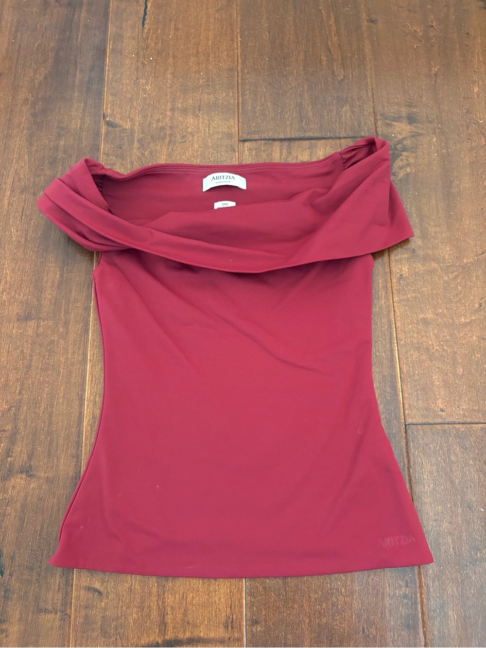 Aritzia Women's Original Contour Ravish Top